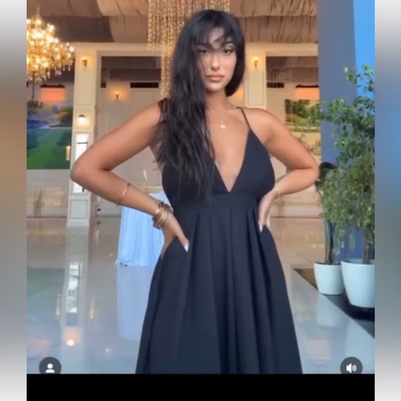 NWT ZARA LONG DRESS WITH TIES SIZE XS 
🚨FIRM PRICE NO  DISCOUNT - Picture 13 of 15